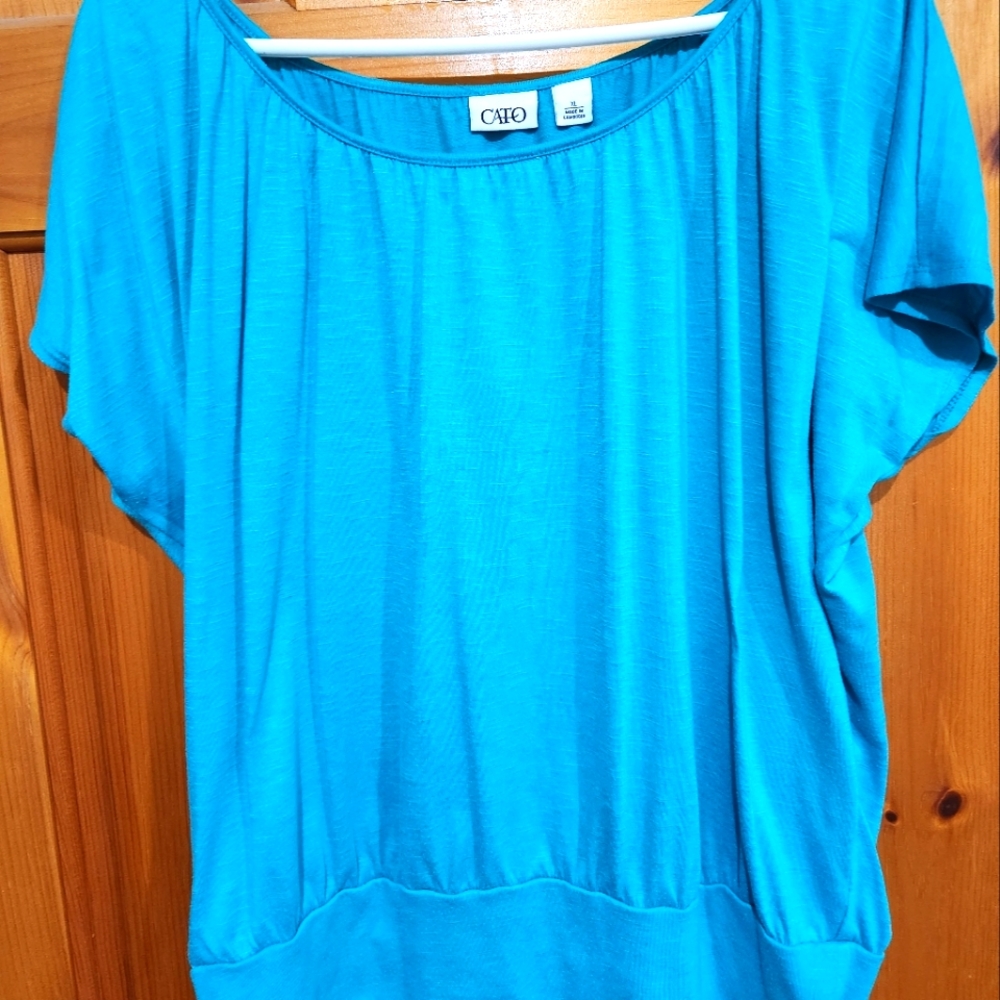 Bundle of 2 Cato tops